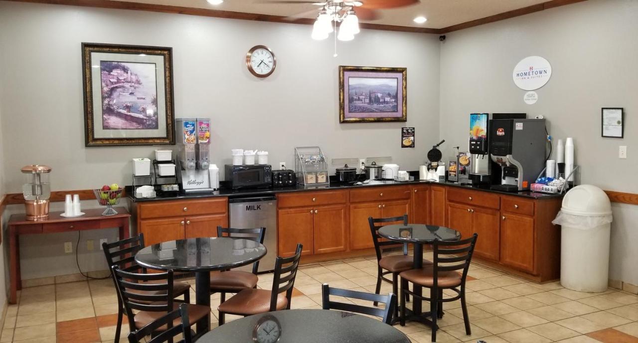 Hometown Inn And Suites Washington Экстерьер фото